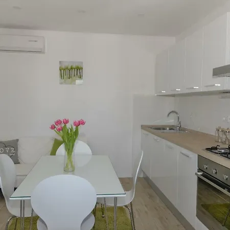 Jelena Apartman